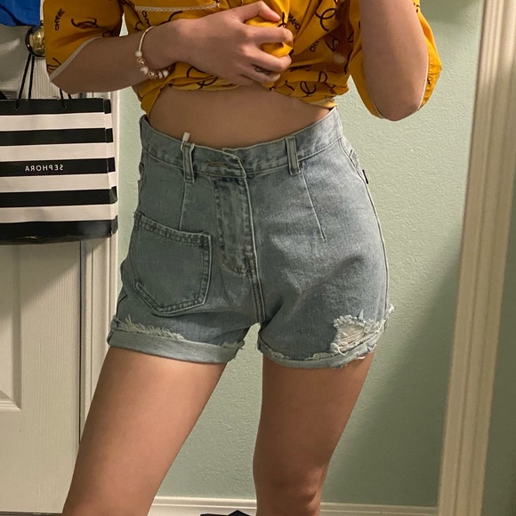 High Rise Medium Washed Cuffed Denim Jeans - Picture 7 of 9